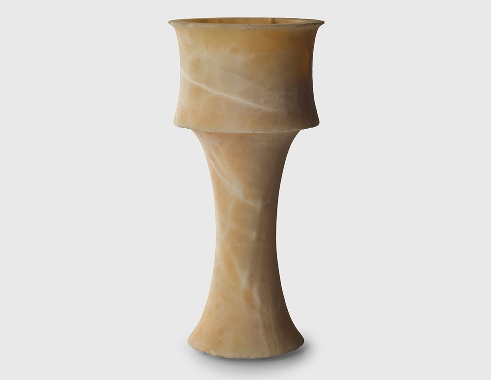 BACTRIAN ALABASTER CHALICE BACTRIA–MARGIANA, C. LATE 3RD/EARLY 2ND MILLENNIUM B.C.