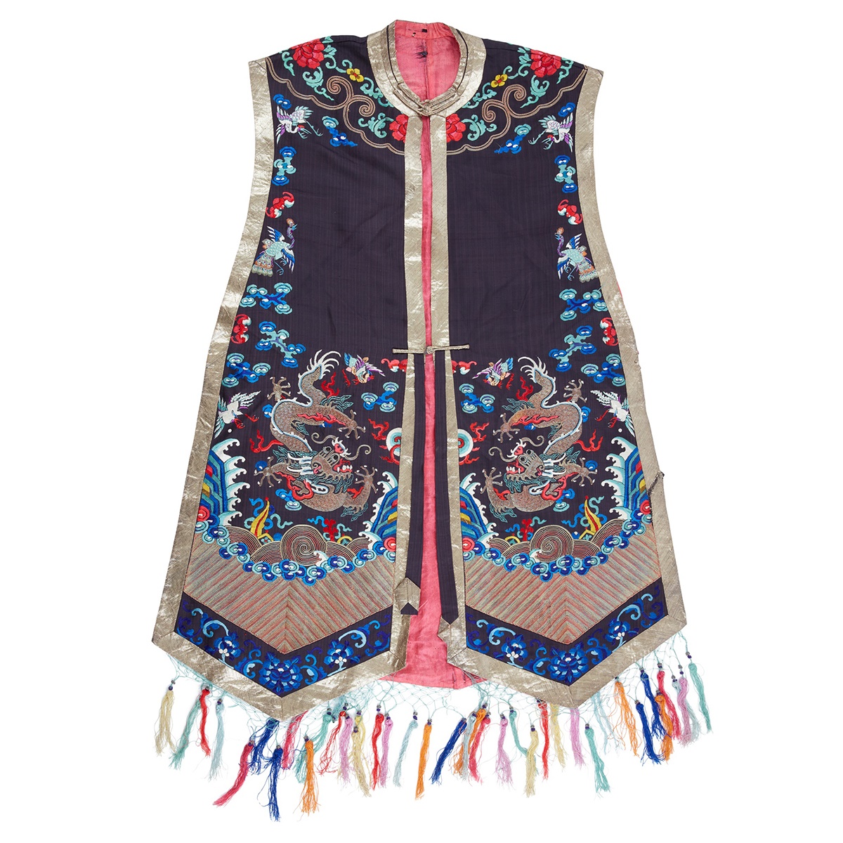 LOT 28 | WOMAN'S EMBROIDERED SILK VEST, XIAPEI | LATE QING DYNASTY TO REPUBLIC PERIOD, 19TH-20TH CENTURY 清末民初 繡金龍紋霞帔 | £300 - £500 + fees