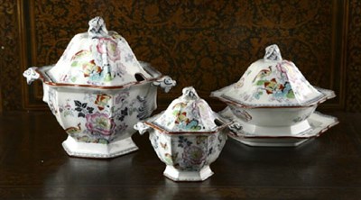 Lot 113 - A late 19th century Ashworths china part dinner service
