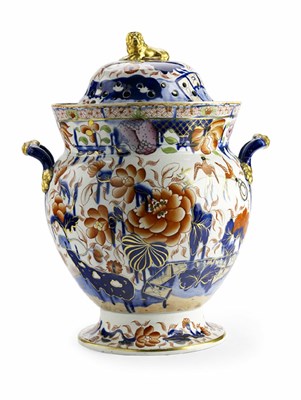 Lot 92 - A large 19th century pot pourri vase and cover