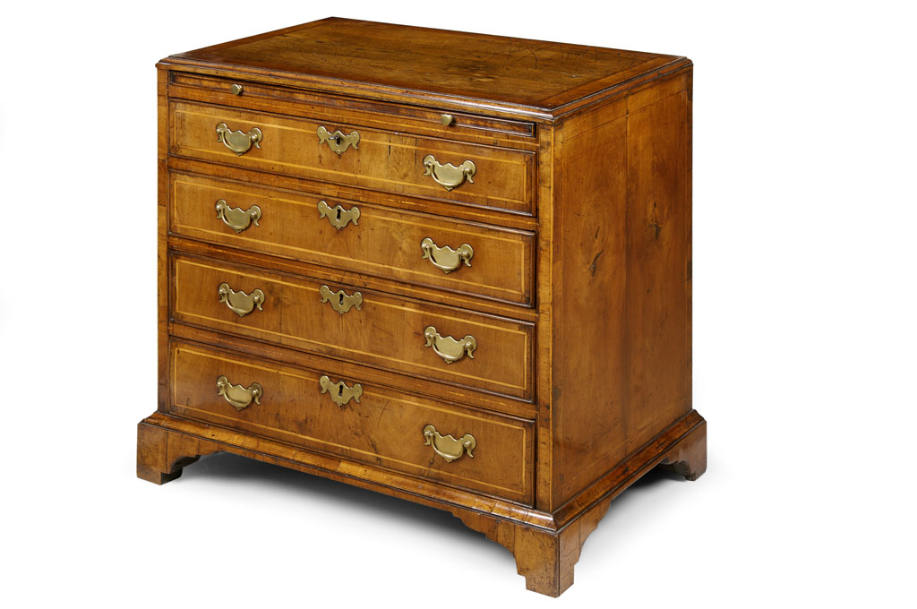 Lot 553 - A George I walnut chest of drawers, circa 1720...