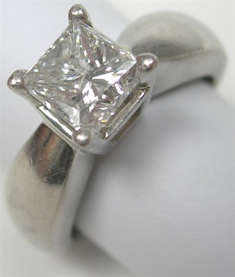 Lot 204 - A modern platinum mounted diamond single-stone