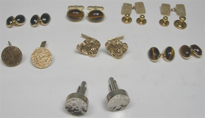 Lot 59 - A collection of cufflinks and studs