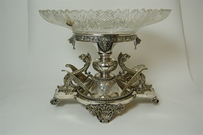 Lot 163 - A large silver plated centre piece