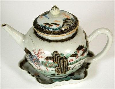 Lot 175 - CHINESE EXPORT POLYCHROME PAINTED TEAPOT, COVER AND SPOON STAND