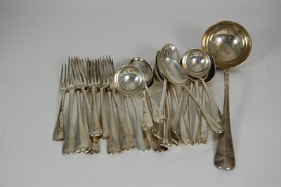 Lot 302 - A part canteen of Hanoverian pattern cutlery
