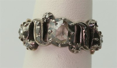 Lot 100 - An 18th century rose cut diamond set ring