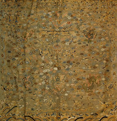 Lot 129 - CHINESE SILK AND METALLIC EMBROIDERED HANGING