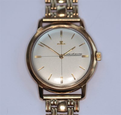 Lot 367 - JAEGER LE COULTRE - a gentleman's mid 20th century 9ct gold wrist watch