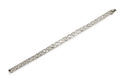Lot 159 - An Art Deco 18ct white gold and platinum mounted diamond set bracelet