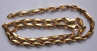 Lot 359 - A yellow metal fancy link chain