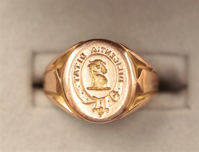Lot 433 - A gentlemans 15ct gold signet ring
