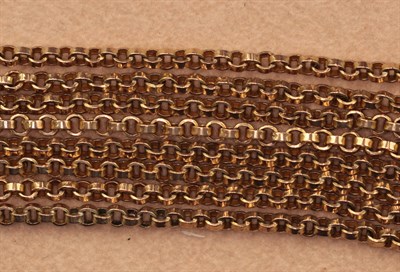 Lot 424 - A gold muff chain