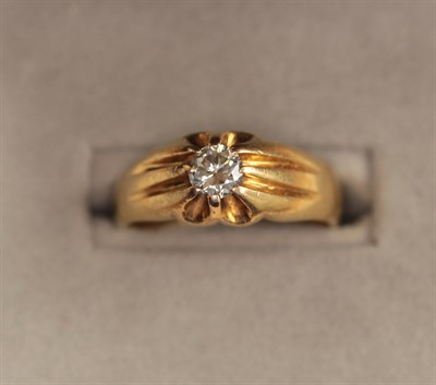 Lot 445 - A gentlemans 18ct gold ring