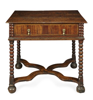 Lot 28 - WILLIAM AND MARY OAK AND WALNUT SIDE TABLE