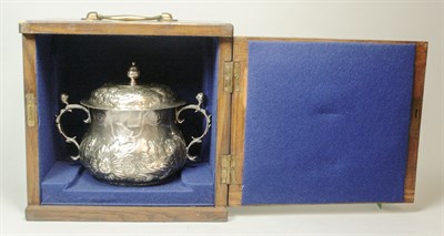 Lot 350 - A Charles II porringer and matched cover