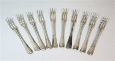 Lot 214 - A set of ten George II table forks