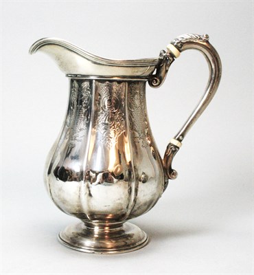 Lot 314 - A George III teapot