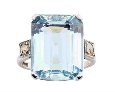 Lot 59 - A mid 20th century aquamarine and diamond set cocktail ring