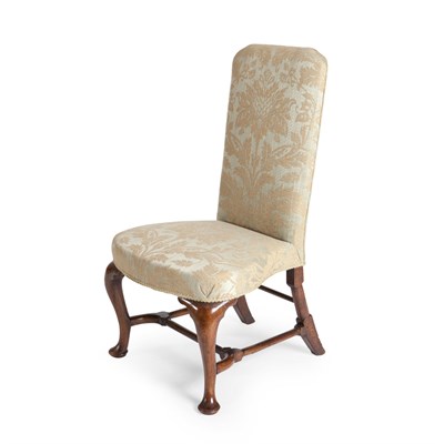 Lot 16 - A GEORGE II WALNUT AND UPHOLSTERED SIDE CHAIR