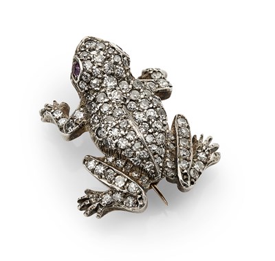Lot 9 - A Victorian diamond set frog brooch