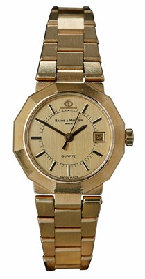 Lot 75 - BAUME & MERCIER - A ladies 18ct gold wrist watch