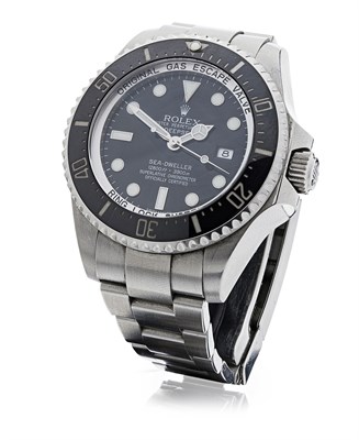 Lot 66 - ROLEX - A gentleman's stainless steel wrist watch