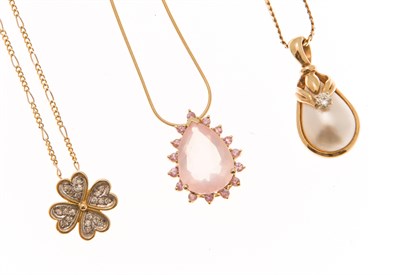Lot 187 - A collection of three gem set pendants