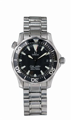 Lot 67 - OMEGA - A gentleman's wrist watch