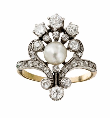 Lot 37 - A pearl and diamond set ring