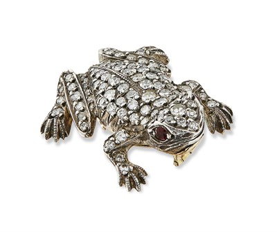 Lot 33 - A diamond set frog brooch