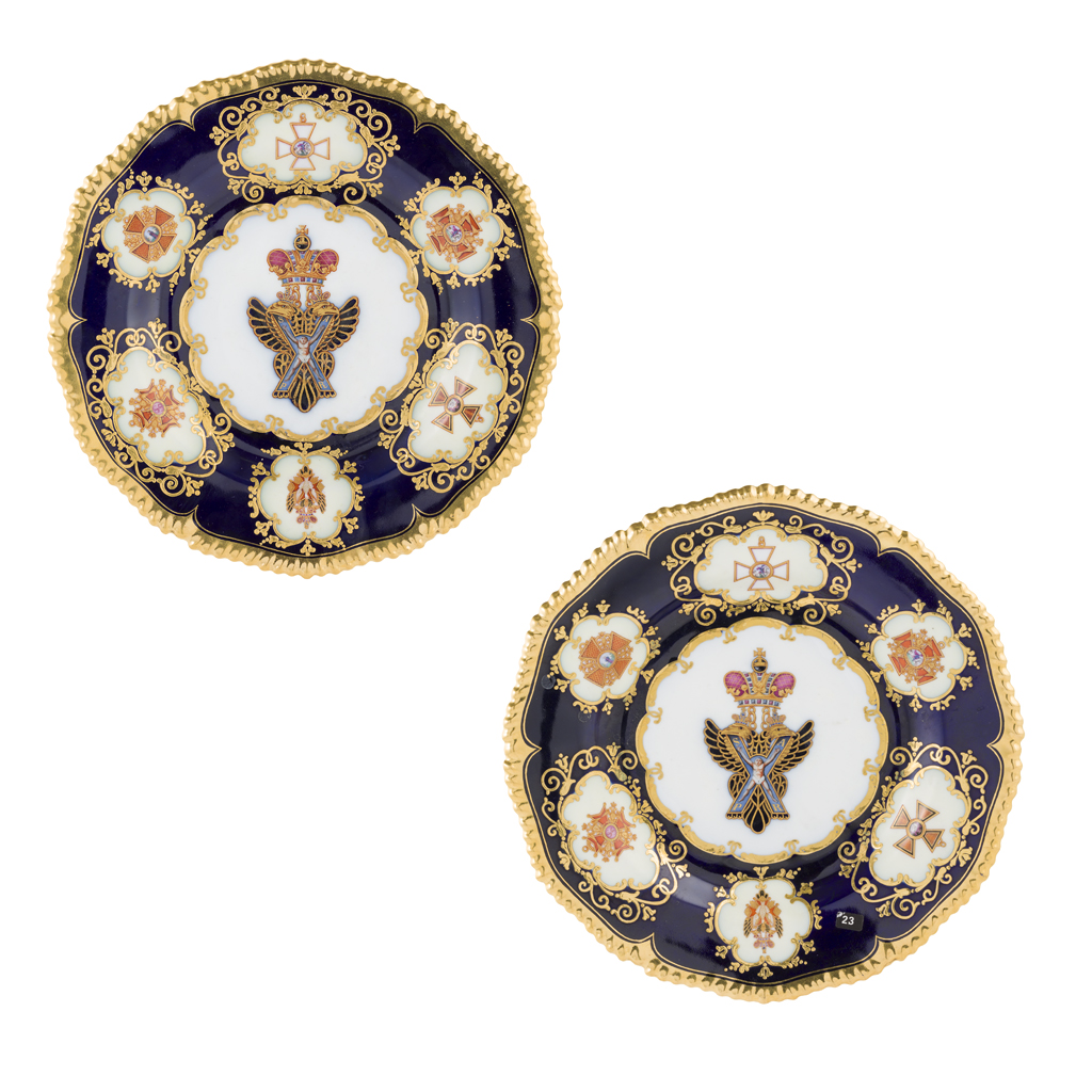 Lot 162 - PAIR OF PORCELAIN PLATES FROM THE TSAR NICHOLAS I SERVICE, IMPERIAL PORCELAIN FACTORY, ST. PETERSBURG