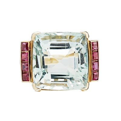Lot 8 - An aquamarine and ruby set cocktail ring