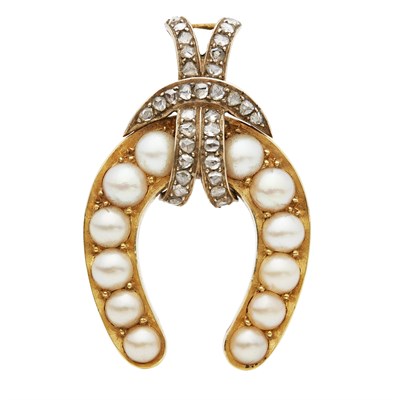 Lot 151 - An early 20th century pearl and diamond brooch
