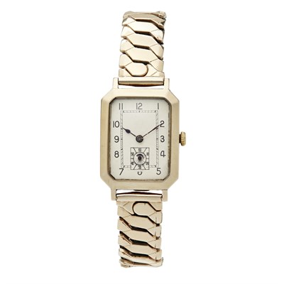 Lot 271 - A gentleman's 9ct gold cased wrist watch