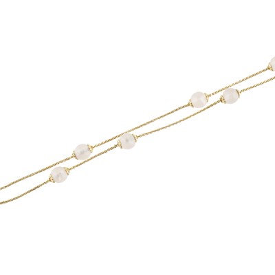 Lot 154 - A rose quartz bead necklace