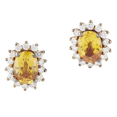 Lot 102 - A suite of fancy orange sapphire and diamond set jewellery