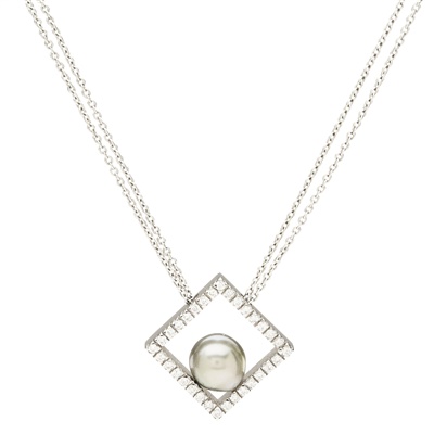 Lot 188 - A Tahitian pearl and diamond set pendant and ring, Damiani