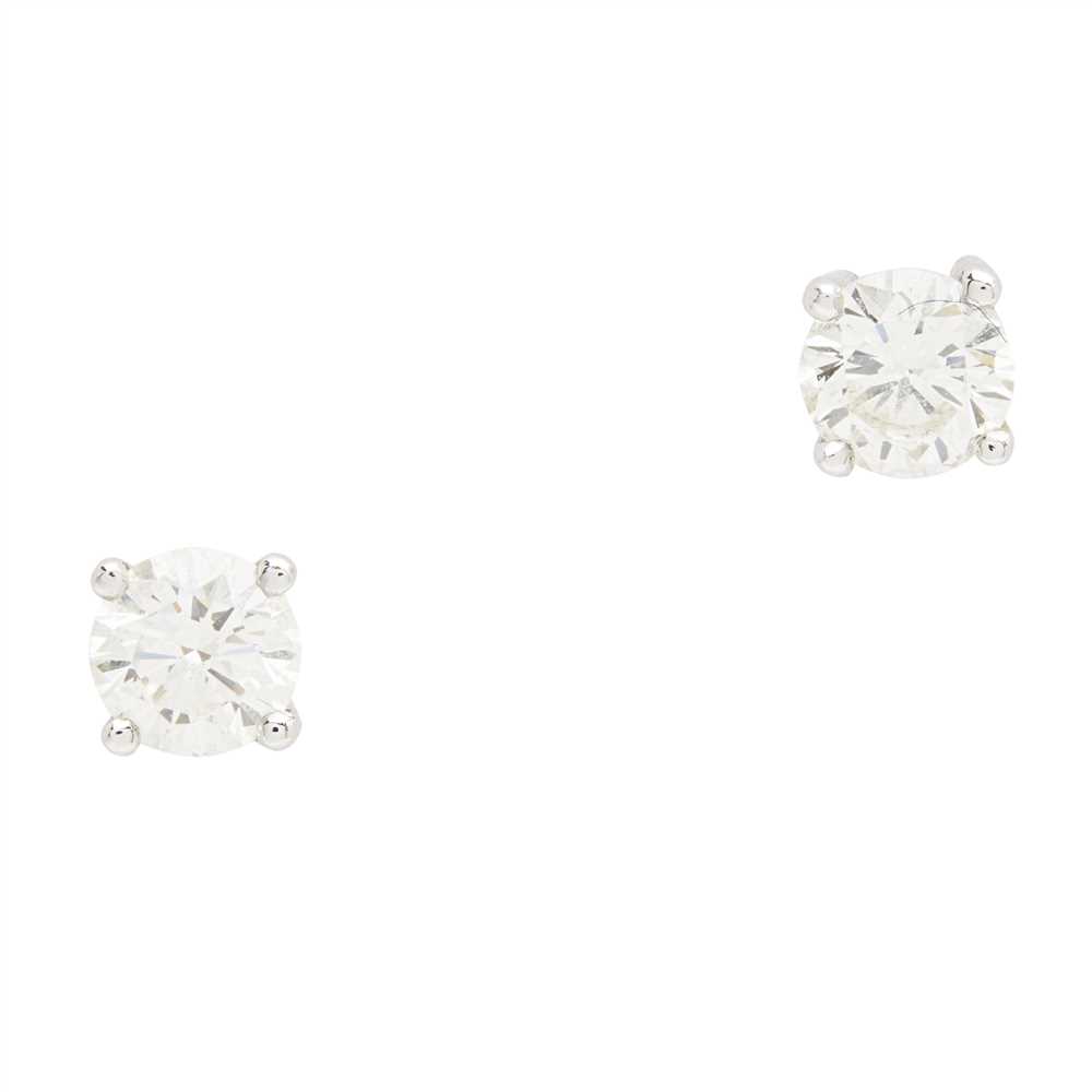 Lot 176 - A pair of diamond set stud earrings
