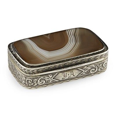 Lot 246 - DUNDEE - A SCOTTISH PROVINCIAL AGATE SET SNUFF BOX