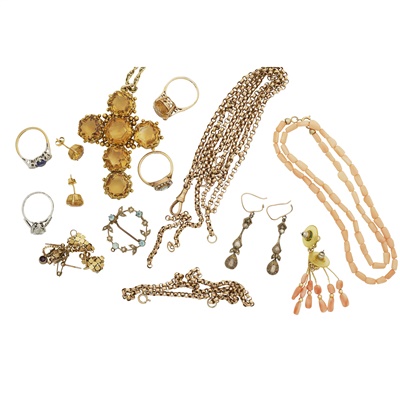 Lot 274 - A collection of jewellery
