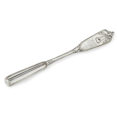 Lot 371 - THE MARROWBONE CLUB - AN EARLY VICTORIAN MARROW SCOOP