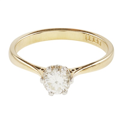 Lot 187 - A single stone diamond ring