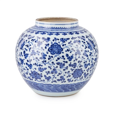 Lot 192 - BLUE AND WHITE JAR