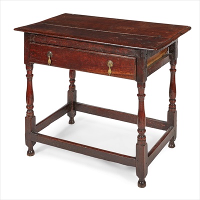 Lot 28 - WILLIAM AND MARY OAK TABLE