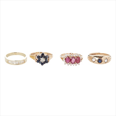 Lot 125 - A collection of gem set rings