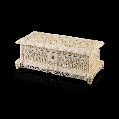 Lot 30 - IVORY  RECTANGULAR BOX WITH COVER