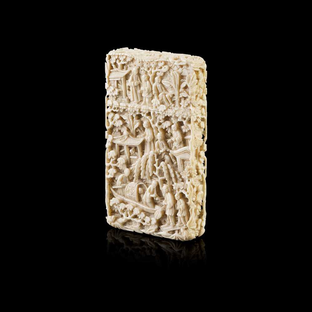 Lot 25 - CANTON IVORY CARD CASE