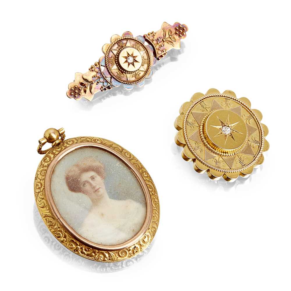 Lot 128 - A collection of Victorian jewellery