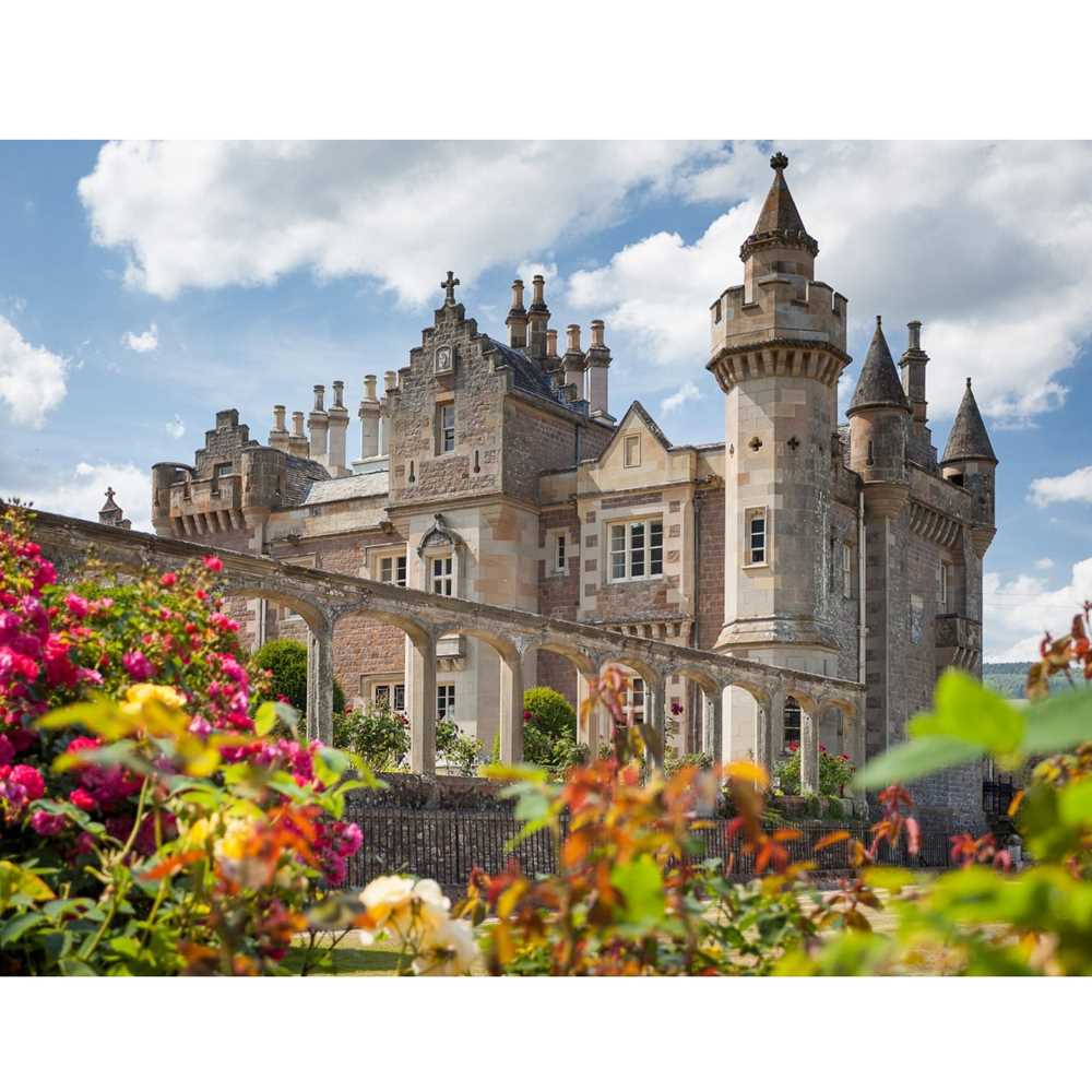 Lot 13 - EXCLUSIVE CHAIRMAN'S TOUR OF SIR WALTER SCOTT'S ABBOTSFORD FOR UP TO 12 PEOPLE